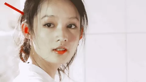 深山救助流浪女